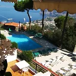 Hotell Fiorita 3*