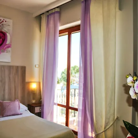 Szálloda Fiorita 3*